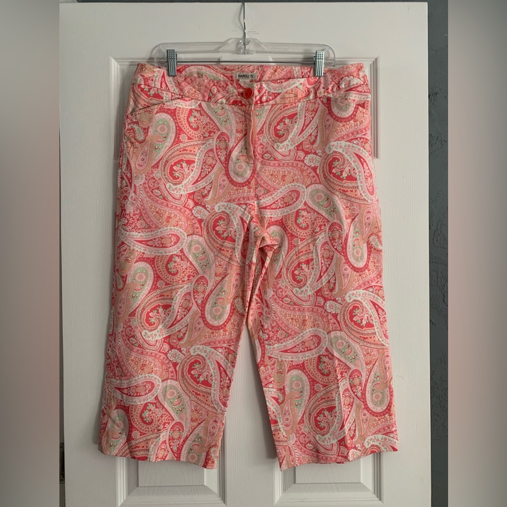 Harold’s Women’s Capri Pants Pink Paisley Design Size 16